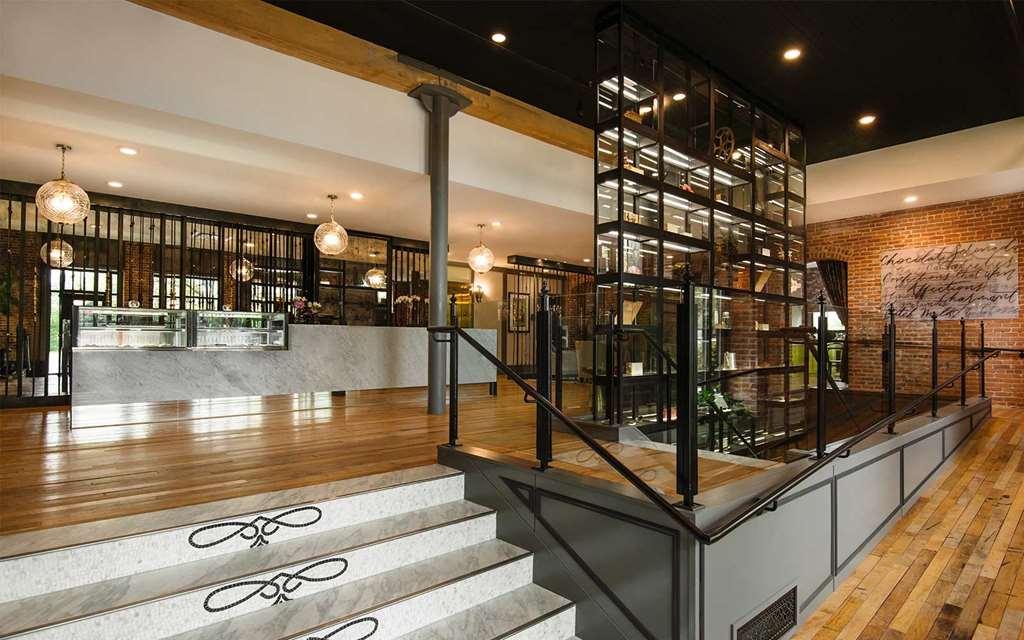 The Charmant Hotel La Crosse Interior photo